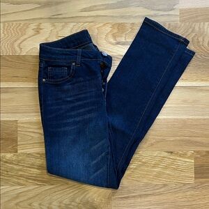 d. jeans Women's Dark Blue Straight Leg Jeans - Size 6